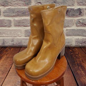 Sketchers chunky heel boots,tan,size 11